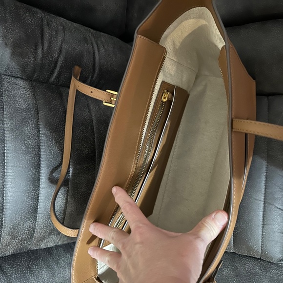 Tory Burch Tote Bag - Picture 3 of 3